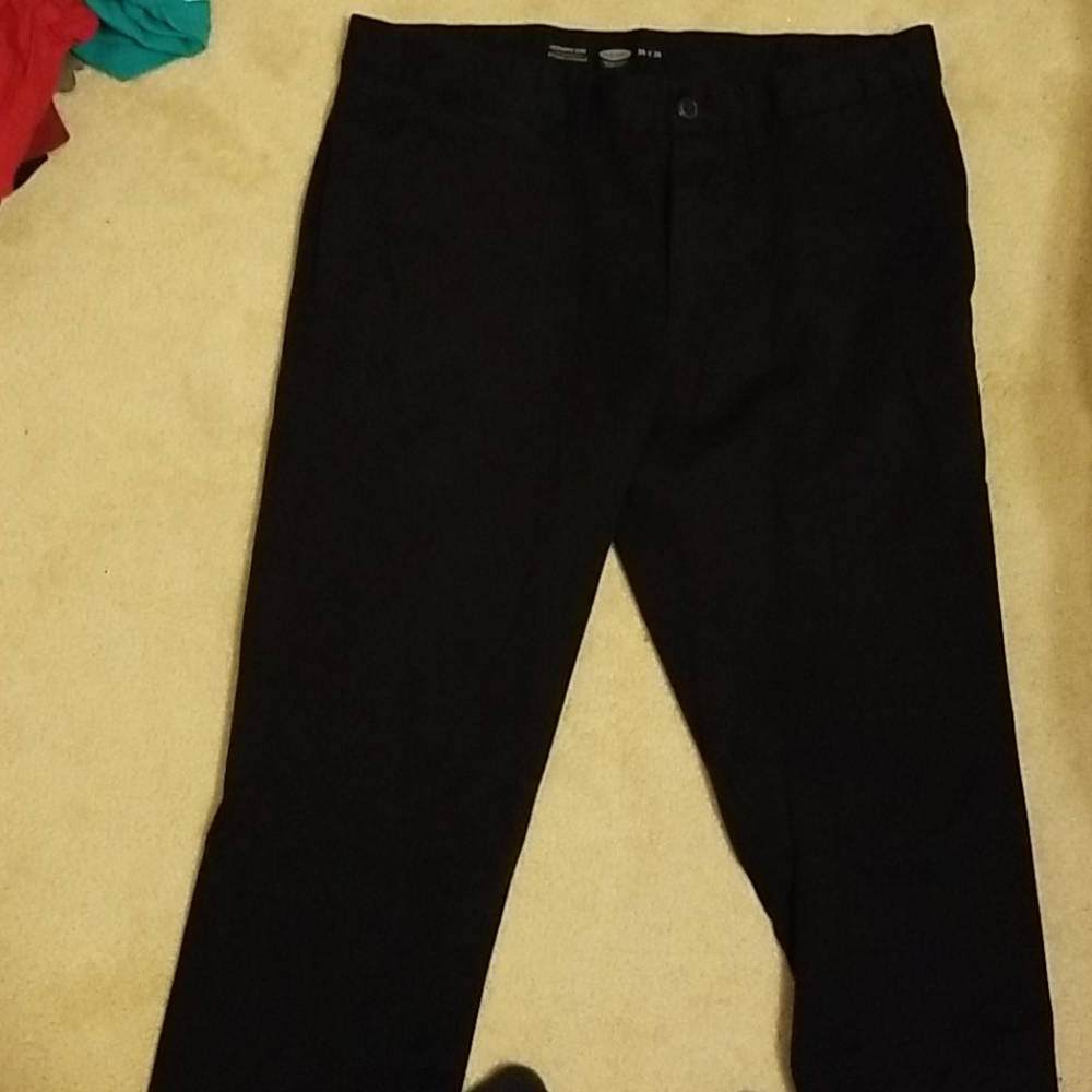 Black old navy oants